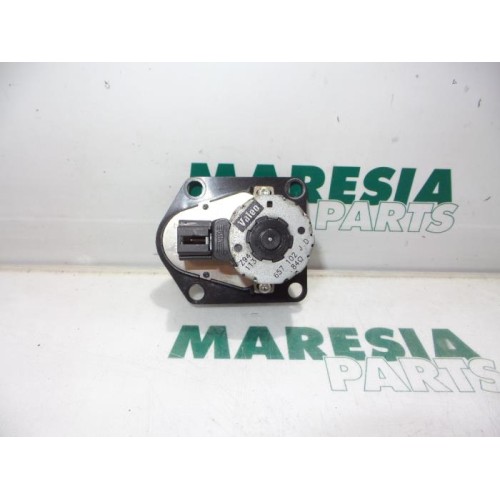 Peugeot - 607 - Heater valve motor
