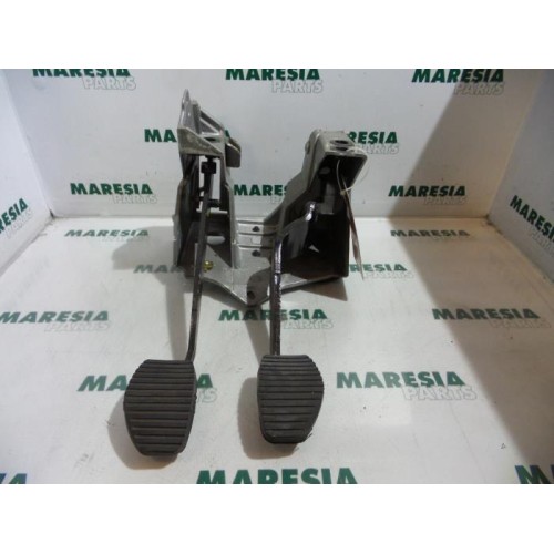 Peugeot - 607 - Set of pedals