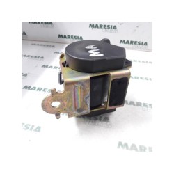 Peugeot - 607 - Rear seatbelt, centre