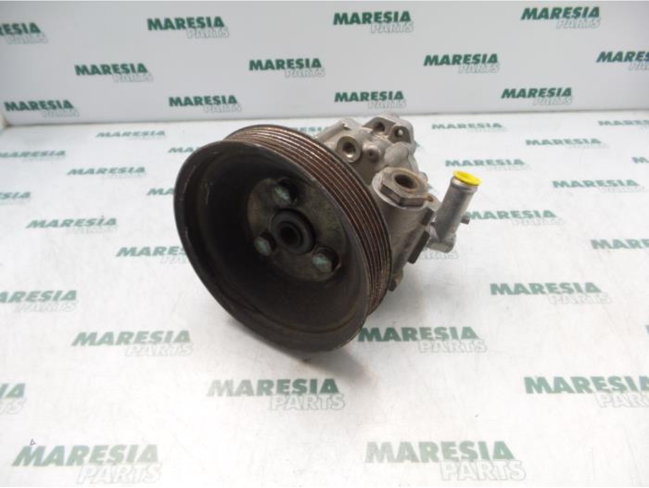 Alfa Romeo - 166 - Power steering pump