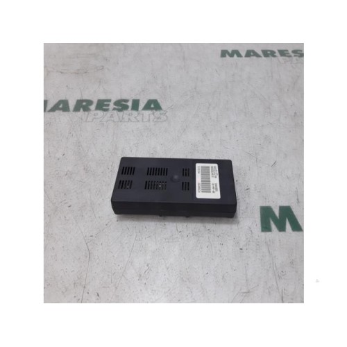 Citroen - C5 - Antenne amplificateur