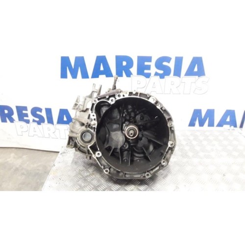 Renault - Megane Scenic - Gearbox