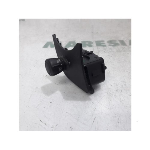 Renault - Megane Scenic - Cruise control switch