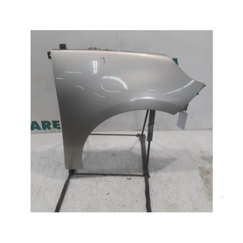Renault - Megane Scenic - Front wing, right