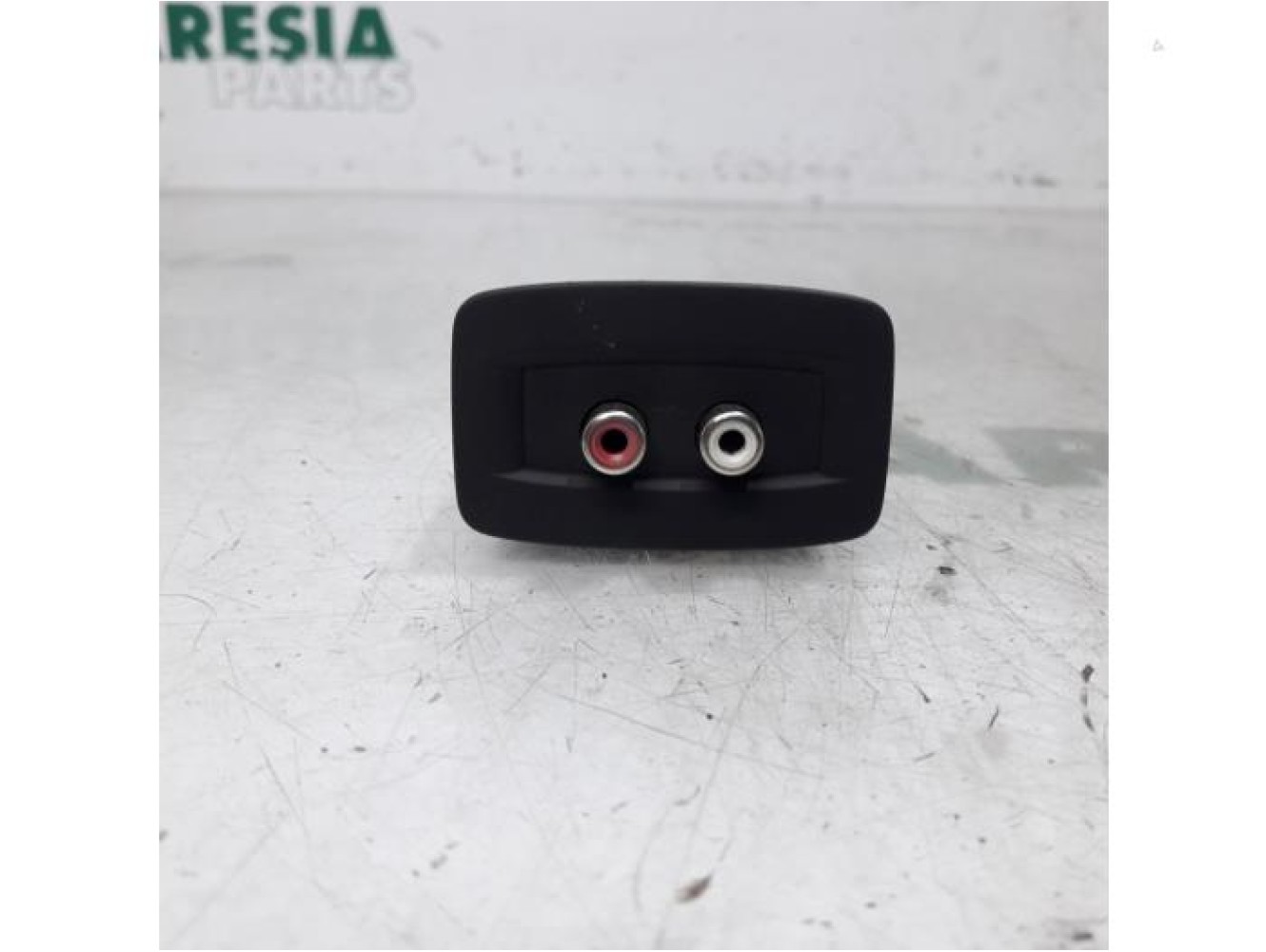 Renault - Megane Scenic - AUX/USB aansluiting