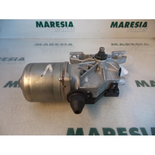 Fiat - Bravo - Front wiper motor