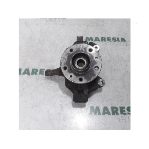 Renault - Megane Scenic - Knuckle, front right