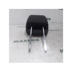 Renault - Megane Scenic - Headrest
