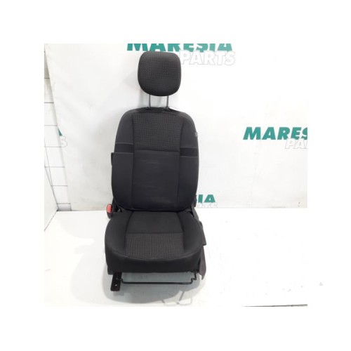 Renault - Megane Scenic - Sitz links
