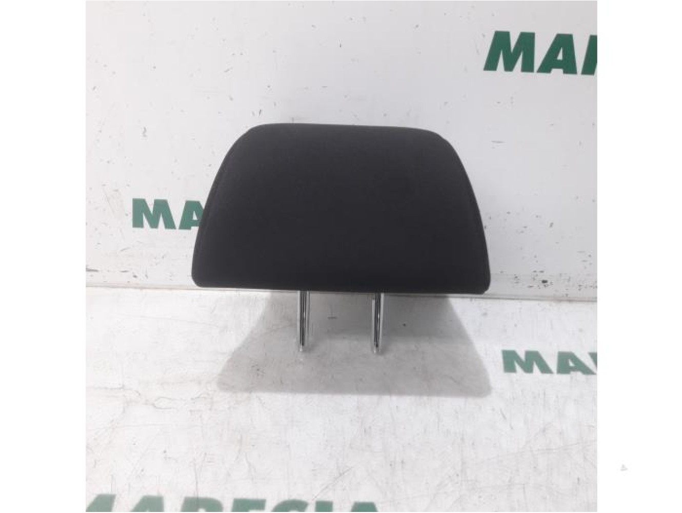 Peugeot - 207 - Headrest