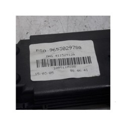 Peugeot - 307 - GPS antenna