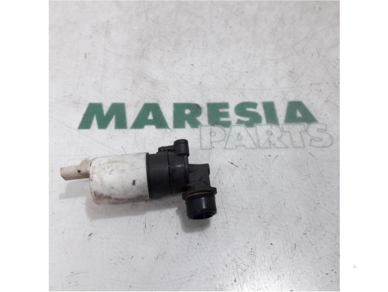 Peugeot - 307 - Scheibensprüherpumpe vorne