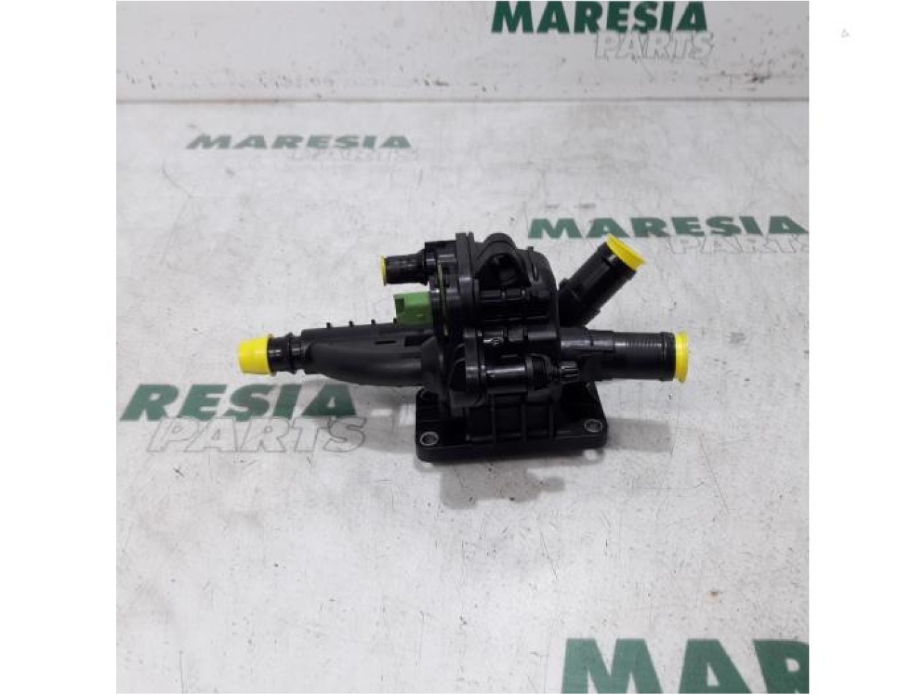 Peugeot - 308 - Thermostat housing