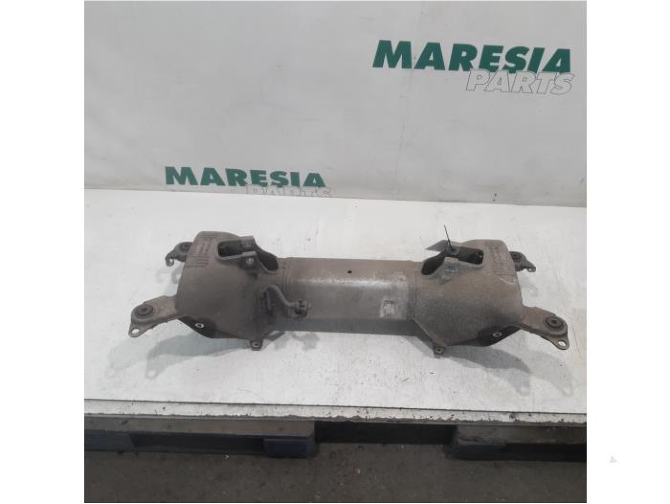 Citroen - C5 - Rear support beam