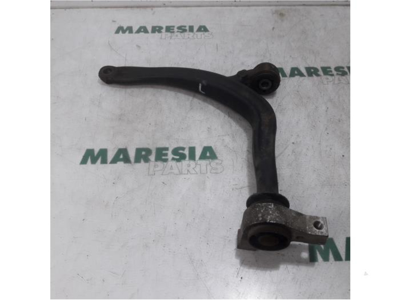 Citroen - C5 - Front lower wishbone, left
