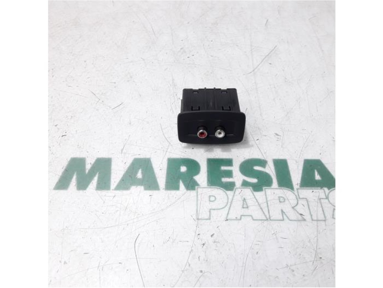 Renault - Kangoo - AUX / USB connection