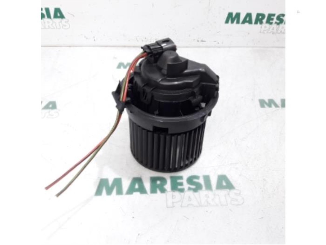 Renault - Clio - Heating and ventilation fan motor