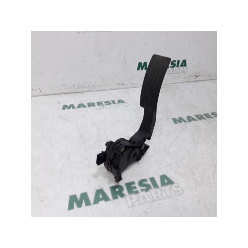 Renault - Clio - Gaspedalposition Sensor