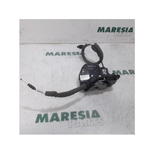 Renault - Clio - Front door lock mechanism 4-door, right