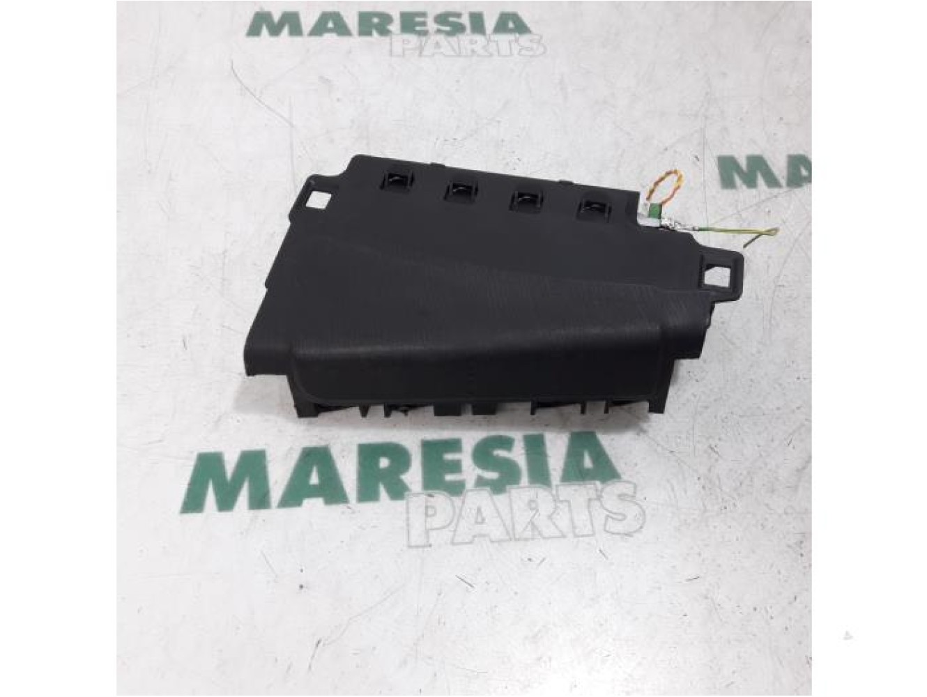 Citroen - C6 - Side Airbag