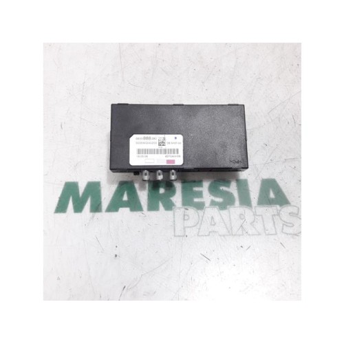 Citroen - C6 - Antenne amplificateur