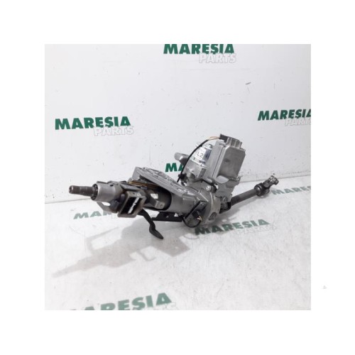 Renault - Clio - Steering column housing