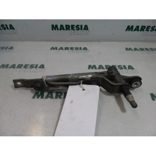 Peugeot - 407 - Wiper mechanism