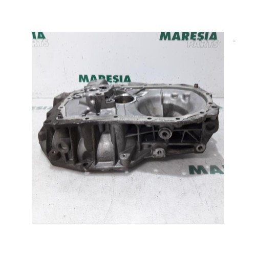 Renault - Clio - Gearbox casing