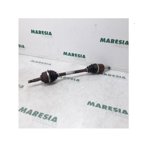 Peugeot - 207 - Front drive shaft, left