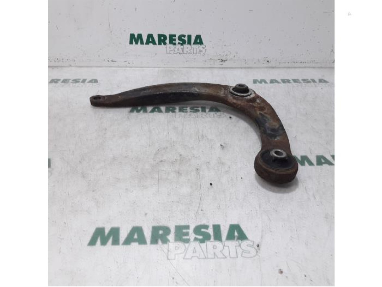 Peugeot - 308 - Front lower wishbone, left