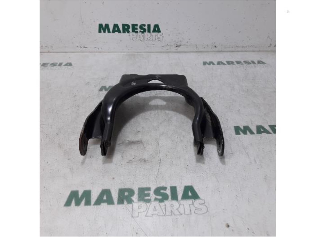 Citroen - C6 - Front wishbone, right