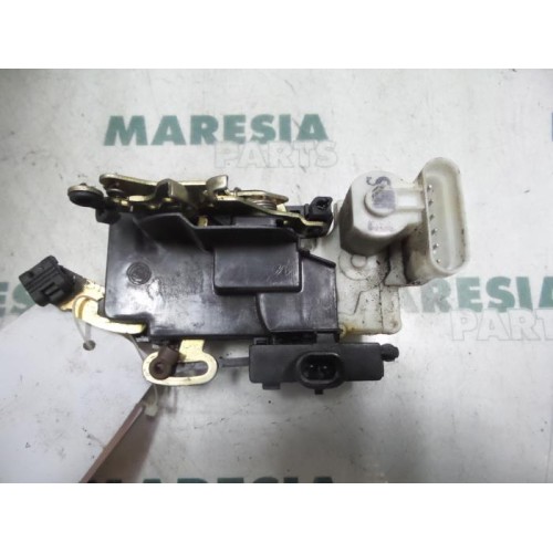 Lancia - Lybra - Front door lock mechanism 4-door, right