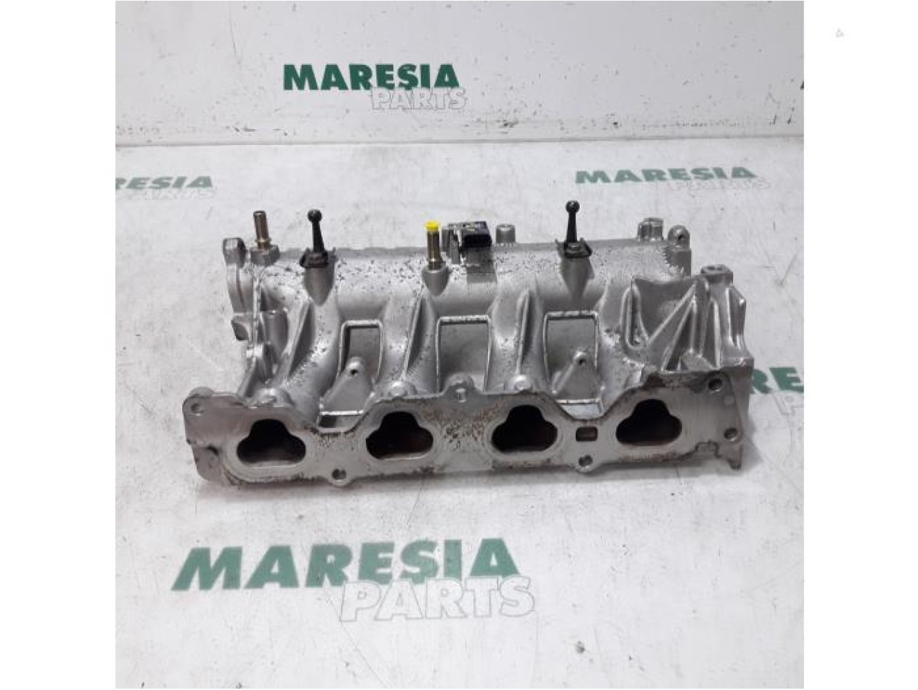 Renault - Megane Scenic - Intake manifold