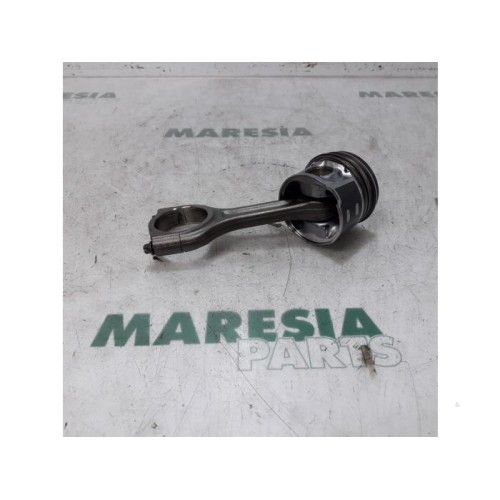 Peugeot - Partner - Piston