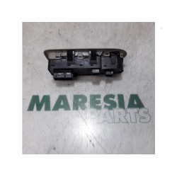 Citroen - C5 - Multi-functional window switch