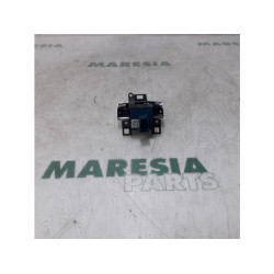 Citroen - C5 - Parking brake switch