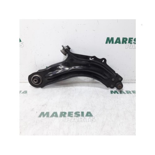 Renault - Kangoo - Front lower wishbone, right