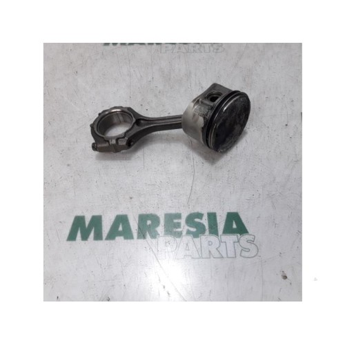 Renault - Espace - Piston