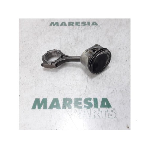 Renault - Espace - Piston