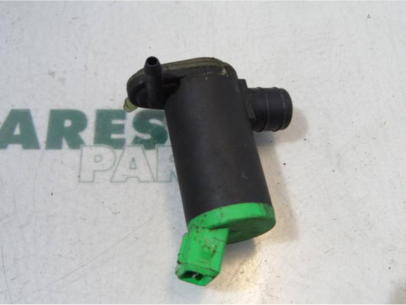 Peugeot - 206 - Scheibensprüherpumpe vorne
