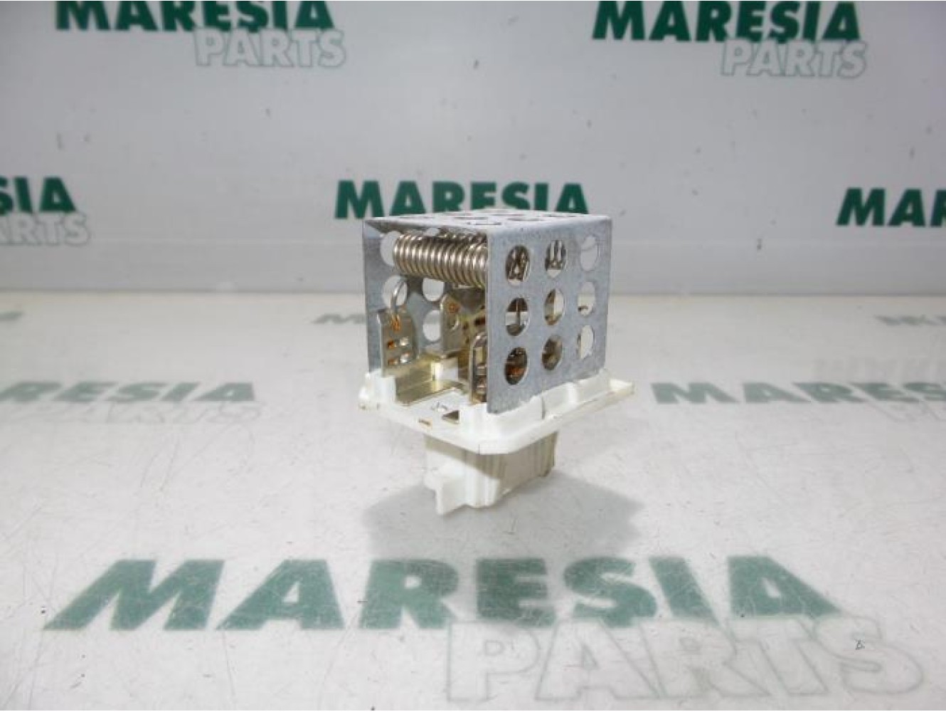 Peugeot - 206 - Heater resistor