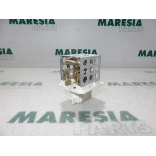 Peugeot - 206 - Heater resistor