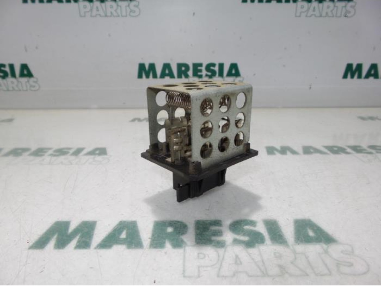 Peugeot - 206 - Heater resistor