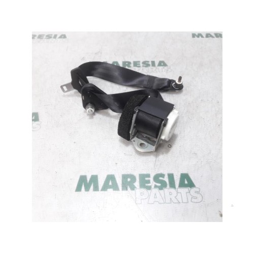 Fiat - 500 - Rear seatbelt, right