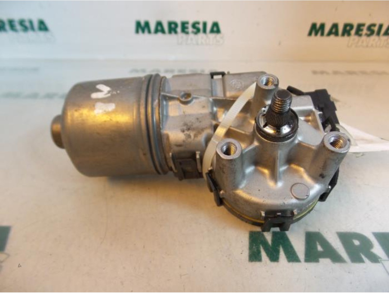 Peugeot - 206 - Front wiper motor