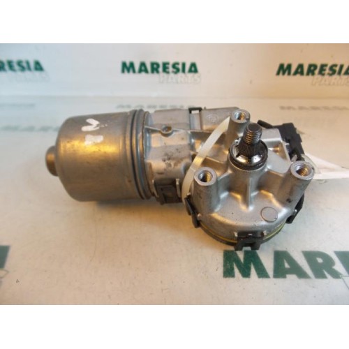 Peugeot - 206 - Front wiper motor