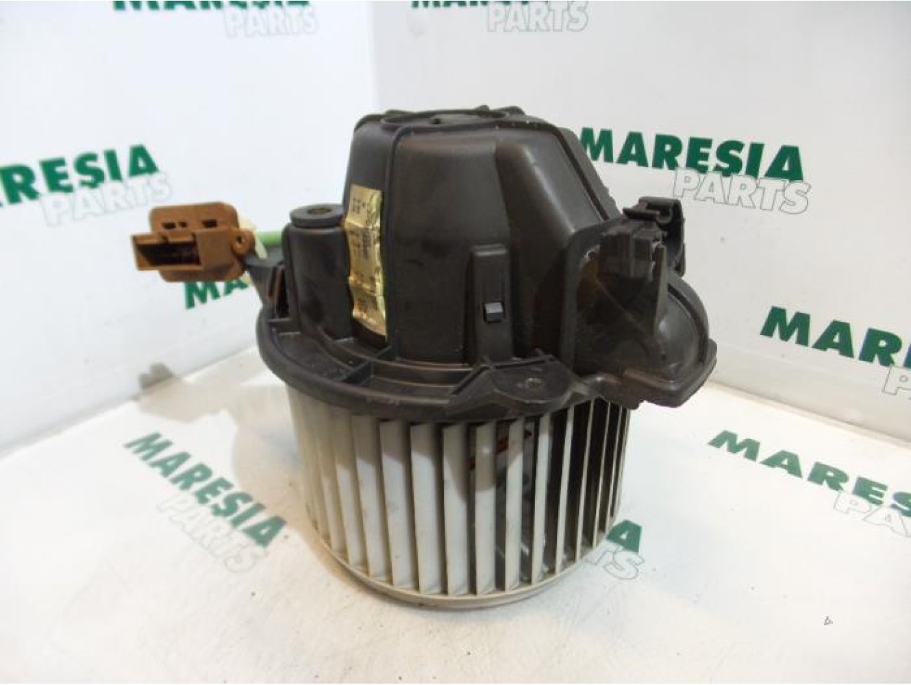 Fiat - Stilo - Heating and ventilation fan motor