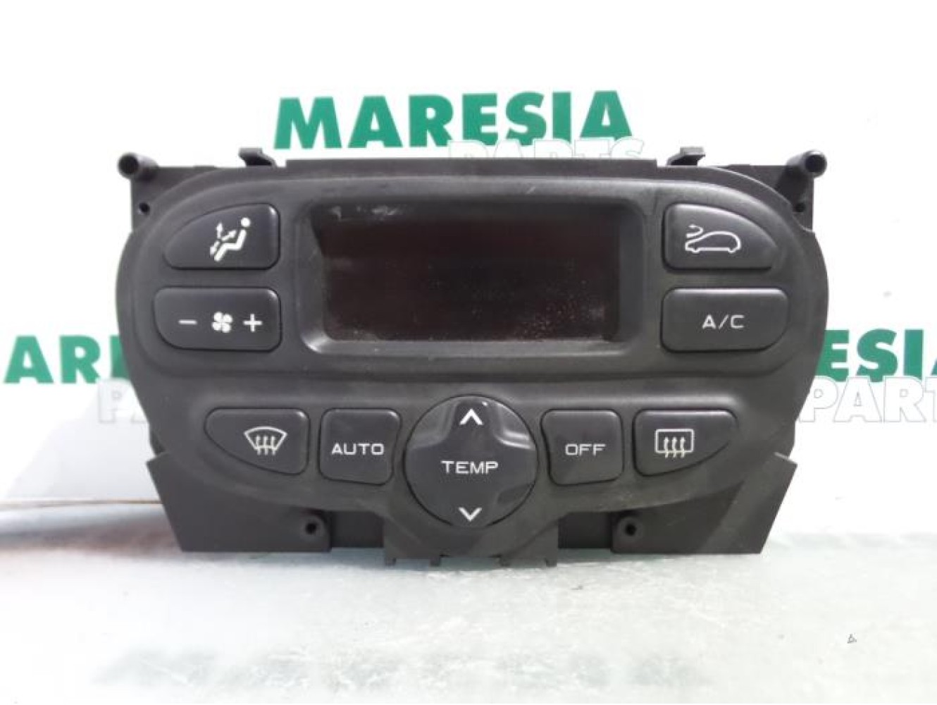 Peugeot - 206 - Heater control panel