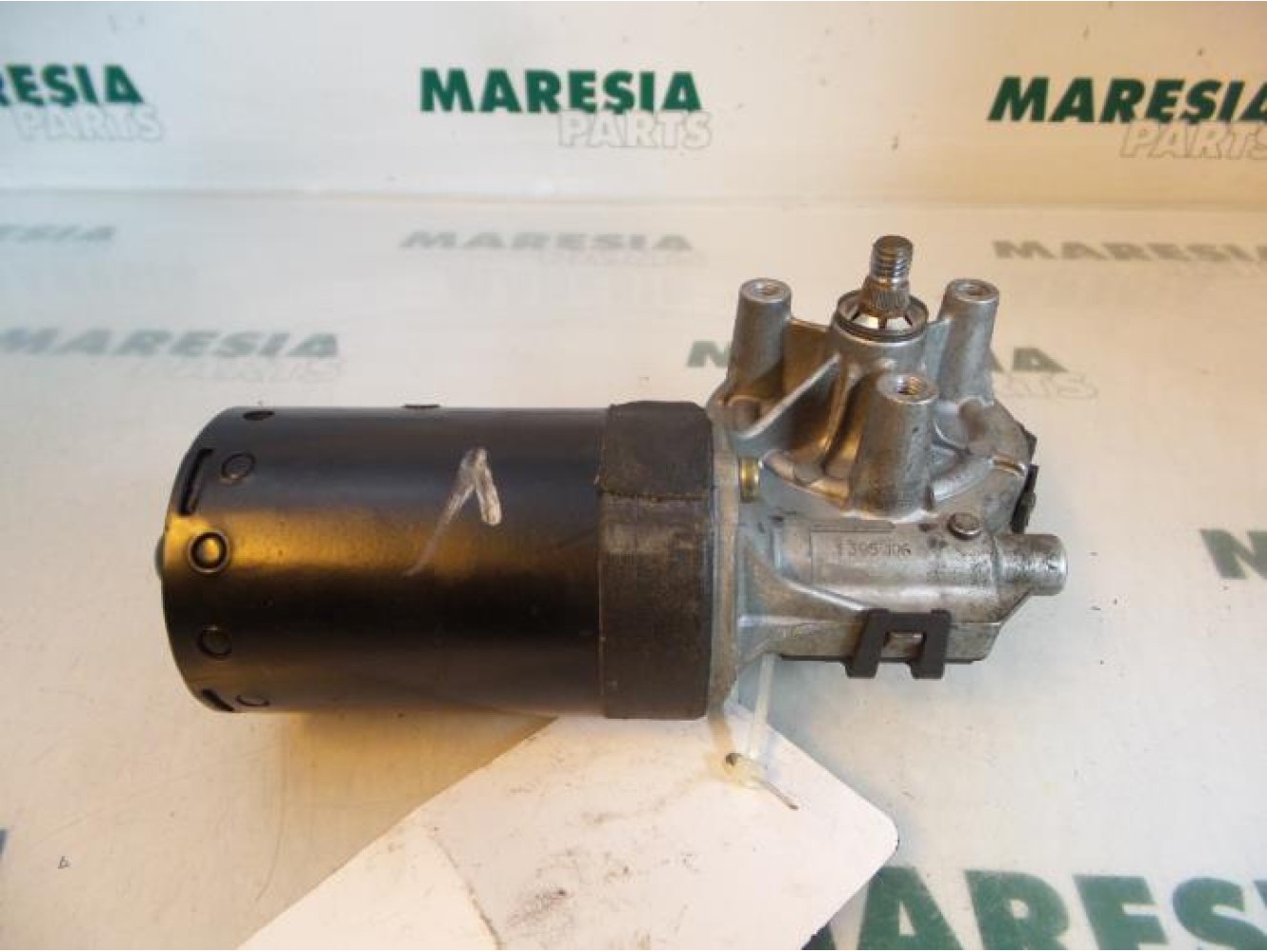 Peugeot - 206 - Front wiper motor