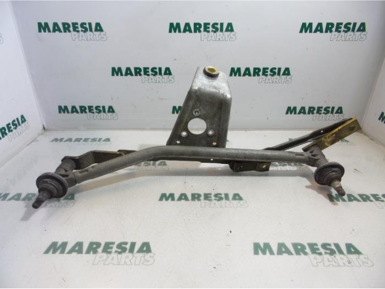 Peugeot - 206 - Wiper mechanism